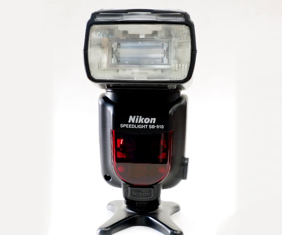 usato flash Nikon SB 910